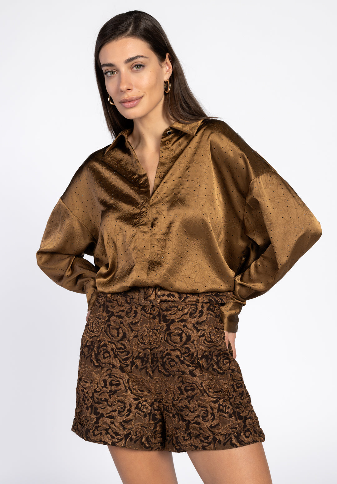 Violet blouse brons